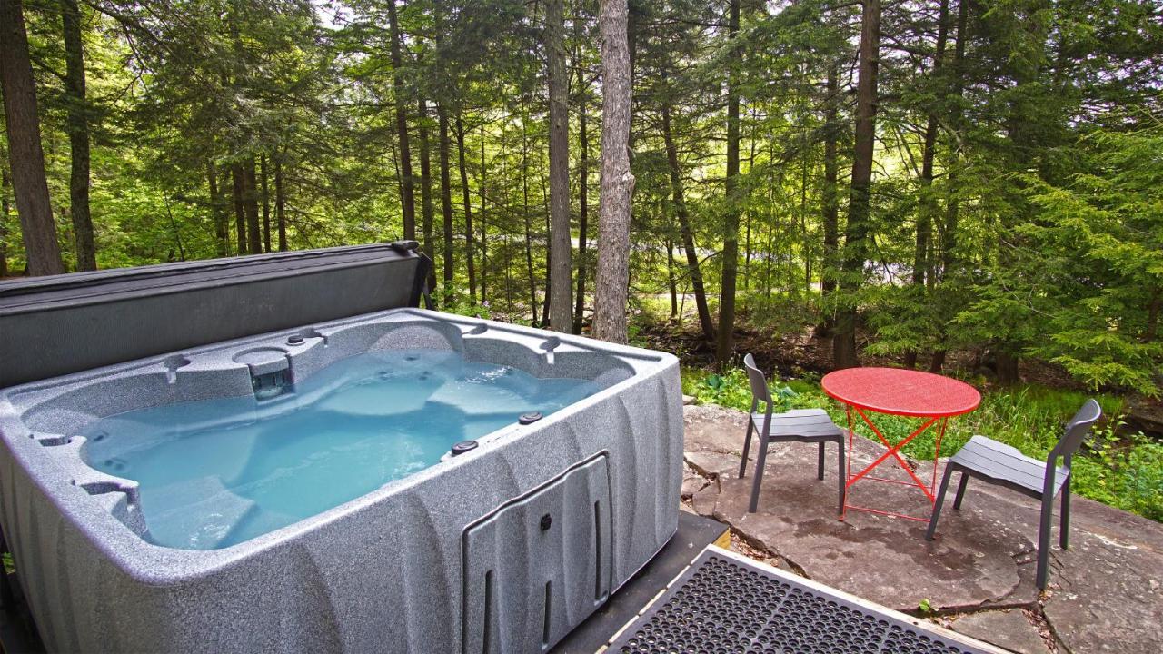 Secluded Streamside Home With Hot Tub Margaretville Exterior photo